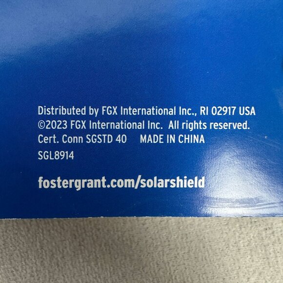 Foster Grant Solar Shield Polarized Clip-On Sunglasses 52mm Scratch-Resistant - Picture 7 of 11